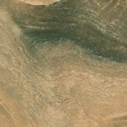 Satellite imagery of Shumays al Maqāţir, SY