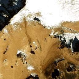 Satellite imagery of Kōh-e Sar-e Pōrī, AF