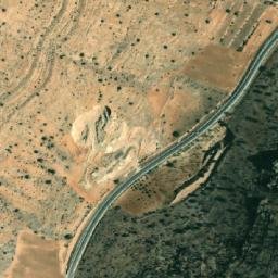 Satellite imagery of Choaab el Ghamîq, LB