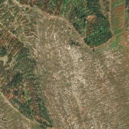 Satellite imagery of El Aafaïyess, LB