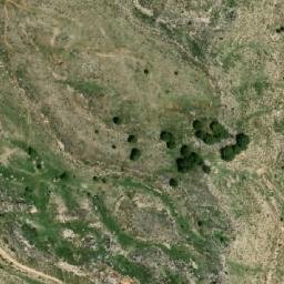 Satellite imagery of Ez Zouârîb, LB