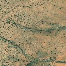 Satellite imagery of Chmîs Oum Aadâm, LB