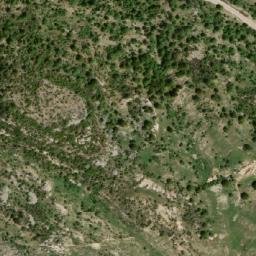 Satellite imagery of Dahrât el Qalaa, LB