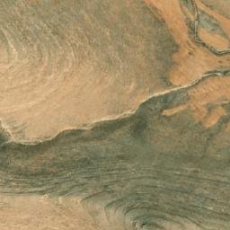 Satellite imagery of Ḩarf Khirbat az Zulām al Qiblī, SY