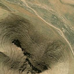 Satellite imagery of Qornet Hqoûl ez Zaraa, LB