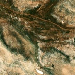 Satellite imagery of El Moustaassi et Tahta, LB