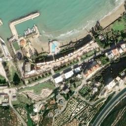 Satellite imagery of Dahr el Khoûri, LB