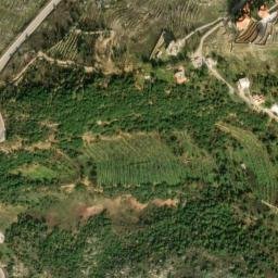 Satellite imagery of Ez Zouârîb, LB