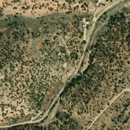 Satellite imagery of Jourer Oum Slaimâne, LB