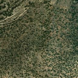 Satellite imagery of Jourer Oum Slaimâne, LB