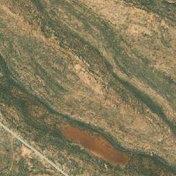 Satellite imagery of Moghr ech Châché, LB