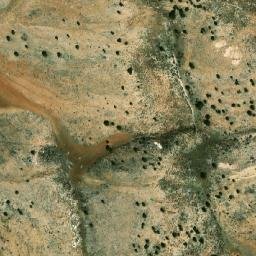 Satellite imagery of Dahret en Nabhini, LB