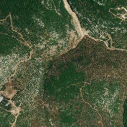 Satellite imagery of Dahr Bghâlé, LB