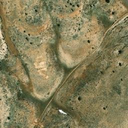 Satellite imagery of Dahret en Nabhini, LB