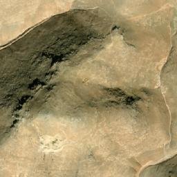 Satellite imagery of Maqial Farah, LB