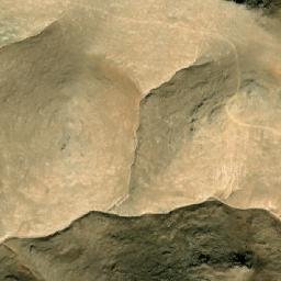 Satellite imagery of Maqial Farah, LB