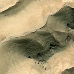 Satellite imagery of Maqial Farah, LB