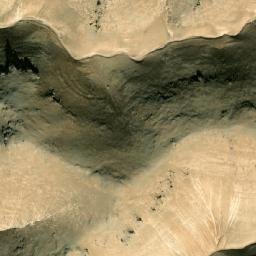 Satellite imagery of Maqial Farah, LB