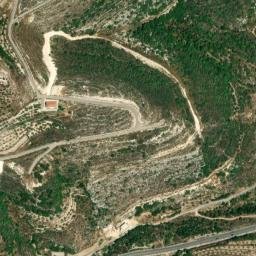 Satellite imagery of Dhoûr el Kroûm, LB