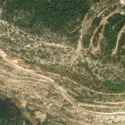 Satellite imagery of Qattîne el Ahmar, LB