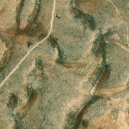 Satellite imagery of Dahr el Aqraa, LB