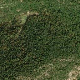 Satellite imagery of Aaqbet Fnaïdeq, LB