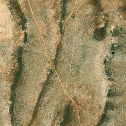 Satellite imagery of Dahr el Aqraa, LB