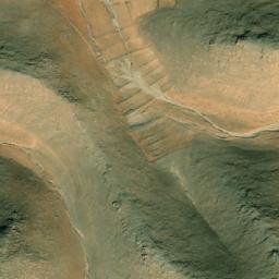Satellite imagery of Tlâa Mbaïd, LB