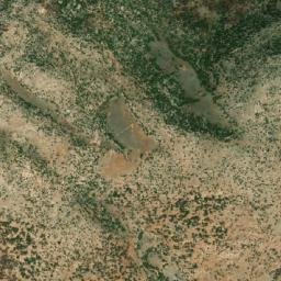 Satellite imagery of Chmîs el Hraïch, LB