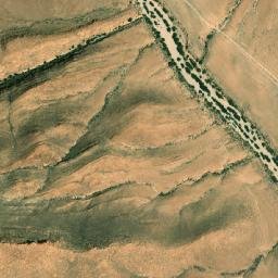 Satellite imagery of Khanguet Oum en Nasseur, DZ
