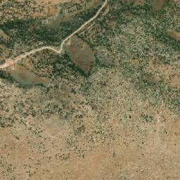Satellite imagery of Chmîs el Hraïch, LB