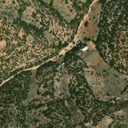 Satellite imagery of Harf el Qach, LB