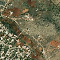 Satellite imagery of Chmîs el Hraïch, LB