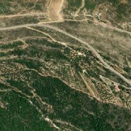 Satellite imagery of Dahr el Karnîch, LB