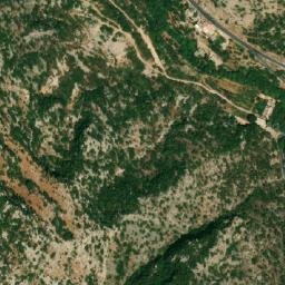 Satellite imagery of Ksâret Hassane, LB