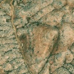 Satellite imagery of Harf el Khrâyeb, LB