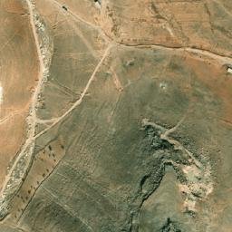 Satellite imagery of Chmîs Khirbet el Aajram, LB