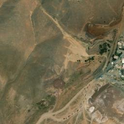 Satellite imagery of Mojtame‘-e Ma‘danī-ye Sherkat-e Āhangarān, IR