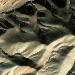 Satellite imagery of Galah-ye Jamālak, AF