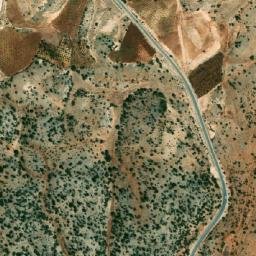 Satellite imagery of Bathet el Laouz, LB