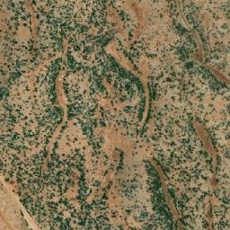 Satellite imagery of Chmîs el Oussoût, LB