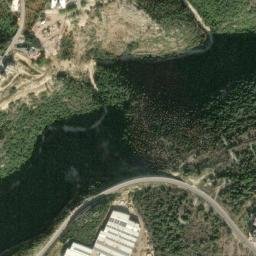 Satellite imagery of Dahr el Batha, LB