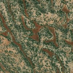 Satellite imagery of Chmîs el Oussoût, LB