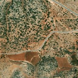 Satellite imagery of Bathet el Laouz, LB