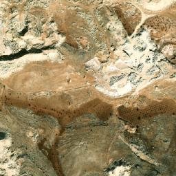 Satellite imagery of Hqab Et Tabé, LB