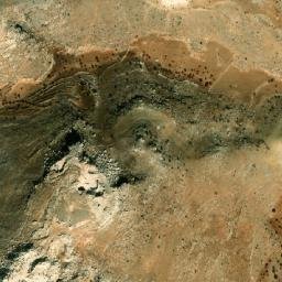 Satellite imagery of Hqab Et Tabé, LB