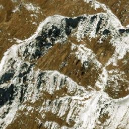 Satellite imagery of Kōhhā-ye Siyāh Qarkh, AF