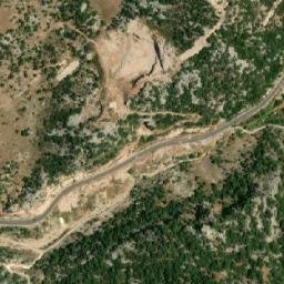 Satellite imagery of Ech Châlouq, LB