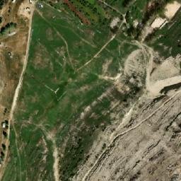 Satellite imagery of Dahr el Mghâra, LB
