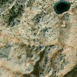 Satellite imagery of Dahr el Mghâra, LB